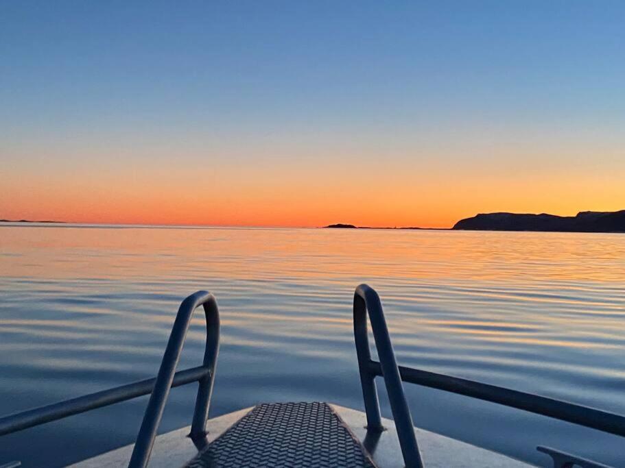 Lofoten And Vesteralen Kveldro Myrland エクステリア 写真