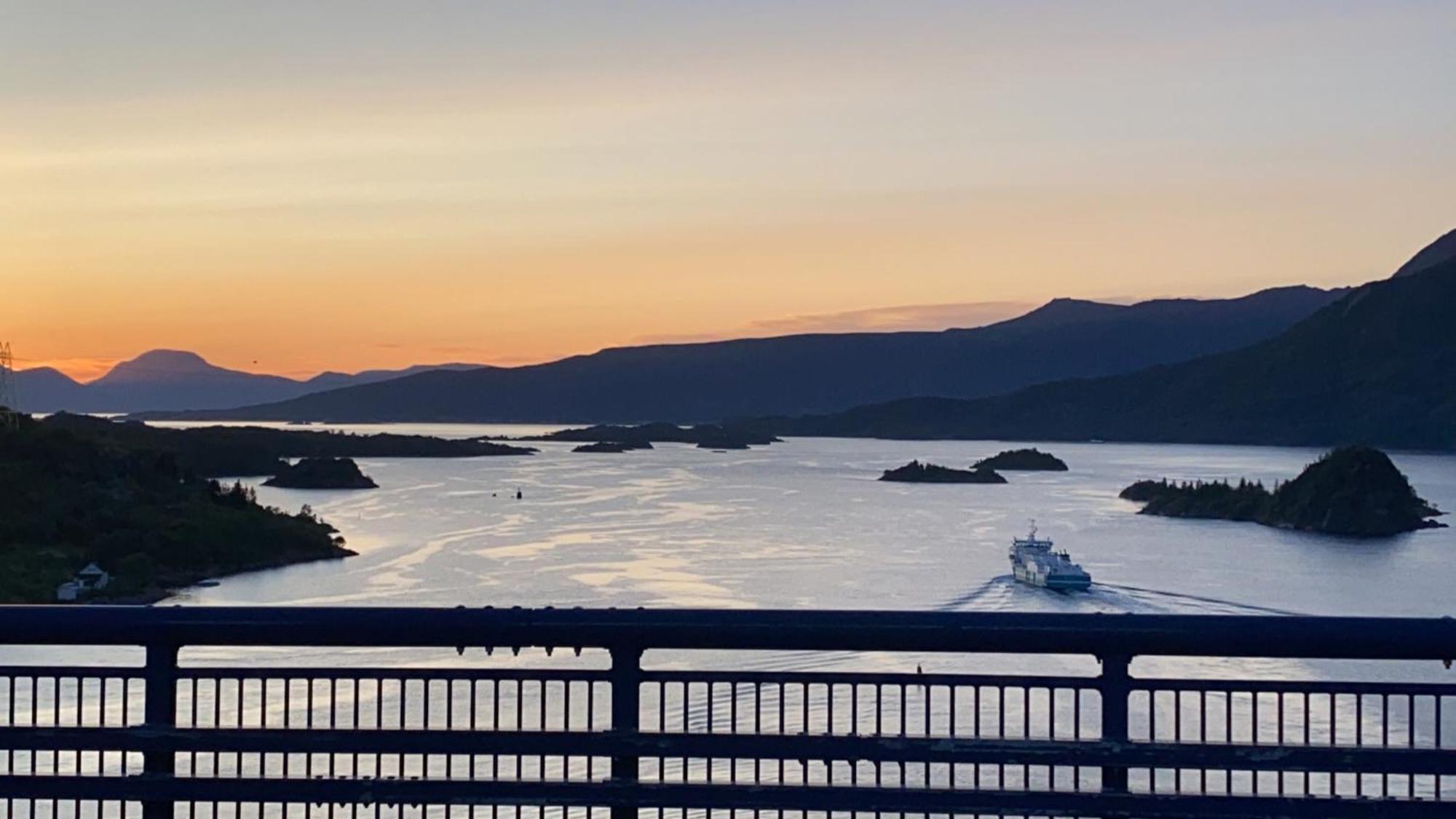 Lofoten And Vesteralen Kveldro Myrland エクステリア 写真